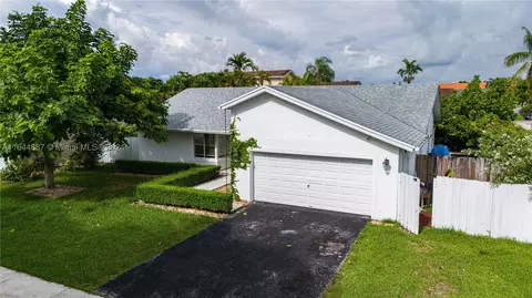 11044 SW 127th Ct, Miami, FL 33186