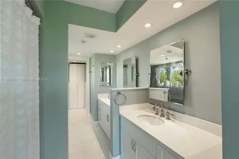 101 Enid Dr #1, Key Biscayne, FL 33149 photo 18