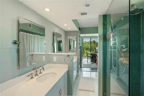 101 Enid Dr #1, Key Biscayne, FL 33149 photo 20