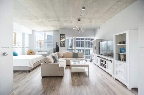 133 NE 2nd Ave #2903, Miami, FL 33132