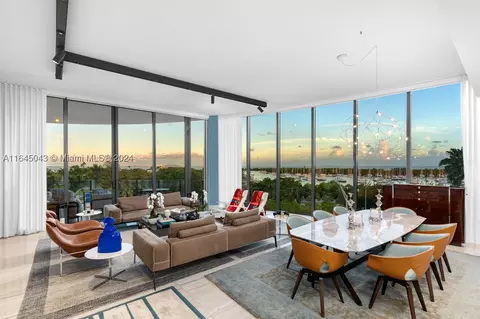 2811 S Bayshore Dr #5A, Miami, FL 33133