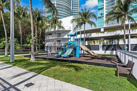 2101 Brickell Ave #1801, Miami, FL 33129 photo 31