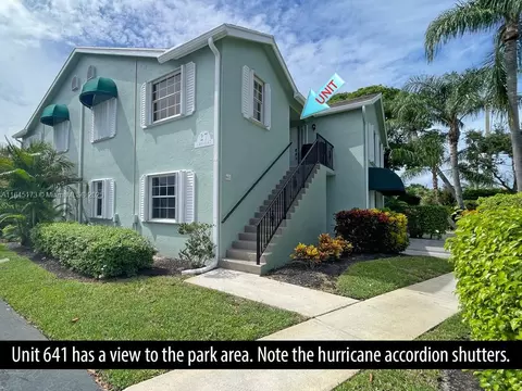 641 Waterside Dr #*, Hypoluxo, FL 33462