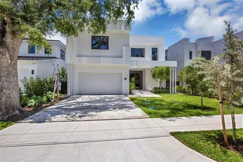 5051 SW 77th St, Miami, FL 33143