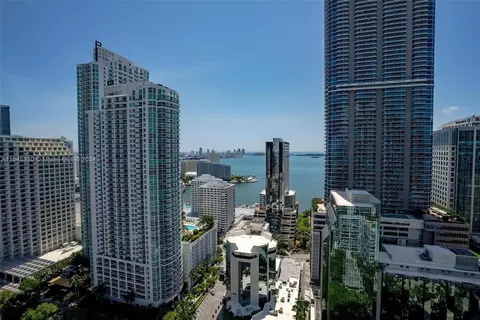 1010 Brickell Ave #3304, Miami, FL 33131