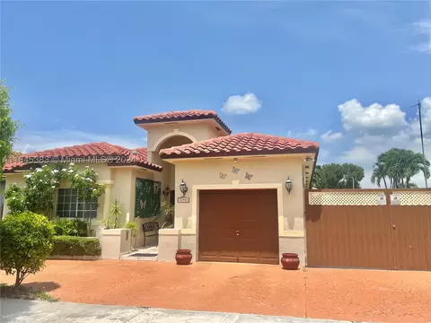 15901 SW 54th Ter, Miami, FL 33185