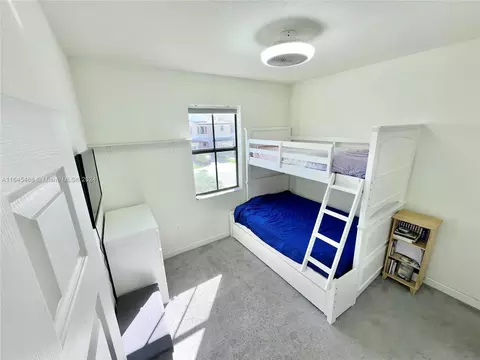 Bedroom - 10832 W 33rd Way #10832, Hialeah, FL 33018 photo 4 of 7
