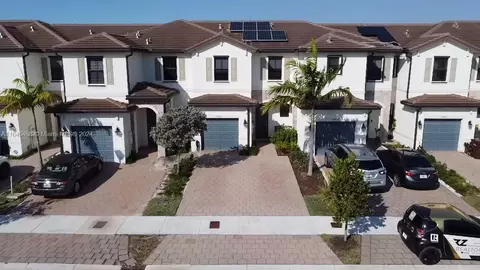 Other - 10832 W 33rd Way #10832, Hialeah, FL 33018 photo 3 of 19
