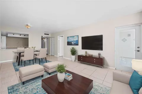 1301 NE Miami Gardens Dr #1011W, Miami, FL 33179