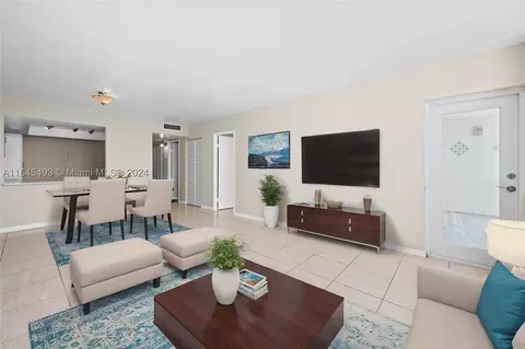 1301 NE Miami Gardens Dr #1011W, Miami, FL 33179