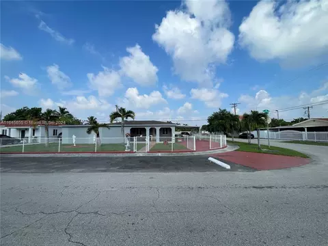 690 E 8th Ct, Hialeah, FL 33010