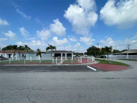 690 E 8th Ct, Hialeah, FL 33010 photo 1