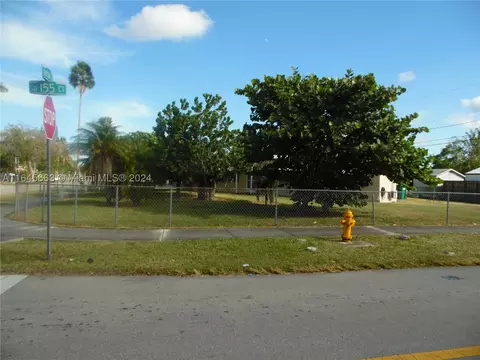 15498 N Harding Ln, Homestead, FL 33033