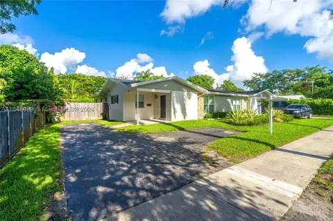 10650 SW 77th Ave, Pinecrest, FL 33156