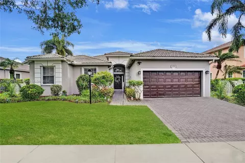12956 NW 18th Mnr, Pembroke Pines, FL 33028