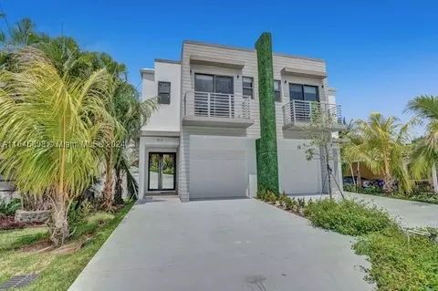 513 SW 11th St, Fort Lauderdale, FL 33315