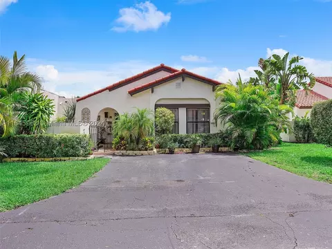 13390 SW 115th Ter, Miami, FL 33186