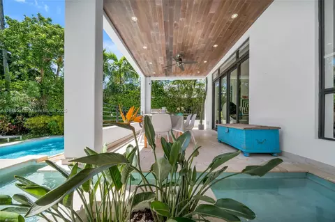 561 Hampton Ln, Key Biscayne, FL 33149 photo 17