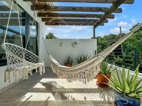 561 Hampton Ln, Key Biscayne, FL 33149 photo 21