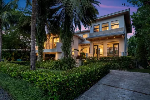 561 Hampton Ln, Key Biscayne, FL 33149 photo 33