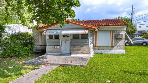 3301 SW 28th Ter, Miami, FL 33133