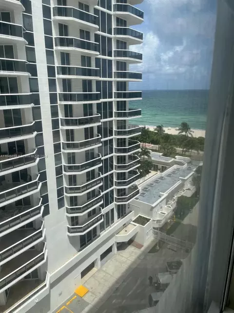 4747 Collins Ave #907, Miami Beach, FL 33140