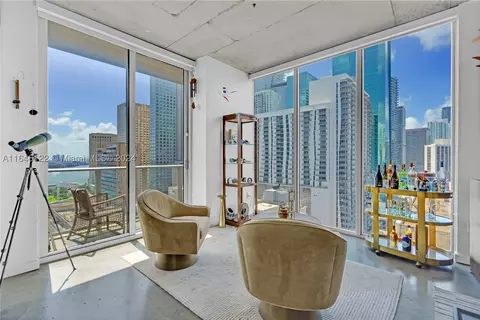 151 SE 1st St #1901, Miami, FL 33131