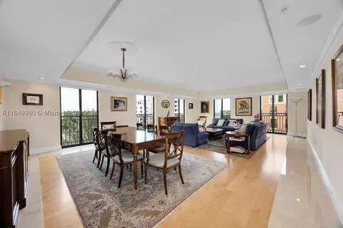 671 Biltmore Way #602, Coral Gables, FL 33134