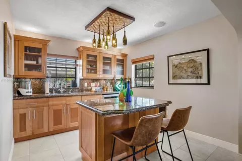 Kitchen - 7924 SW 19th St, Miami, FL 33155 photo 4 of 5