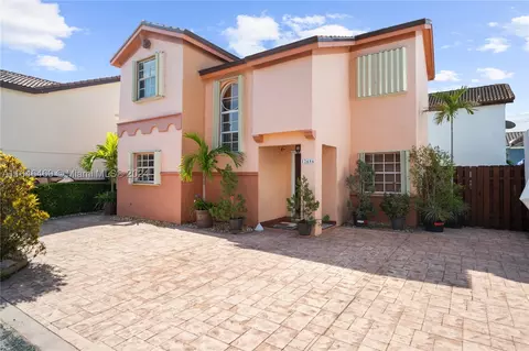 12686 NW 9th Ln, Miami, FL 33182