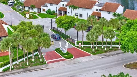 1471 SW 124 Ct #C-16, Miami, FL 33184