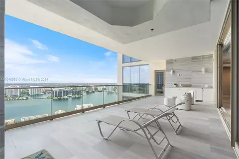 17901 Collins Ave #4106, Sunny Isles Beach, FL 33160