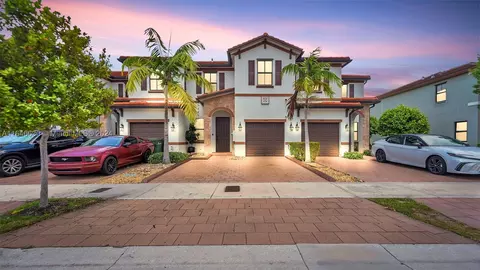 3457 W 104th Ter, Hialeah, FL 33018