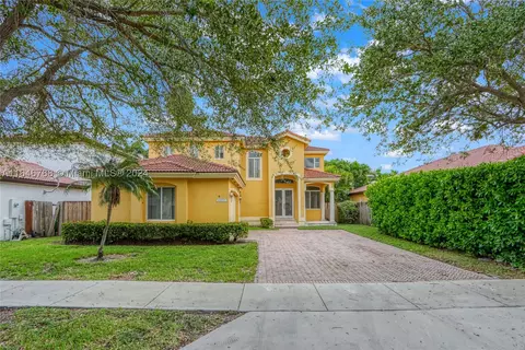 16651 SW 61st Way, Miami, FL 33193