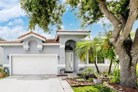 16452 NW 21st St, Pembroke Pines, FL 33028
