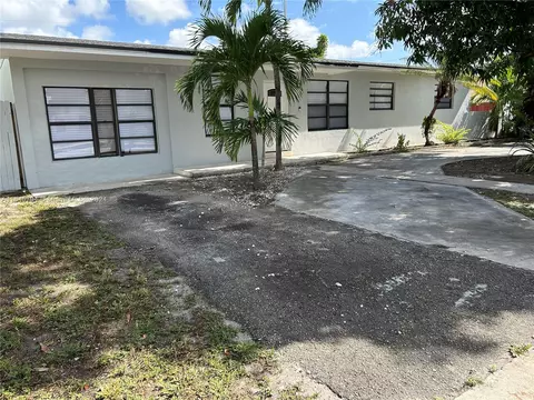 735 W 73rd Pl, Hialeah, FL 33014 photo 44