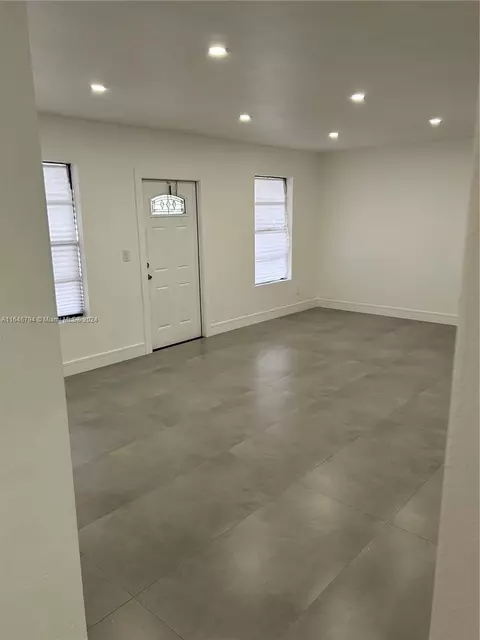 735 W 73rd Pl, Hialeah, FL 33014 photo 29