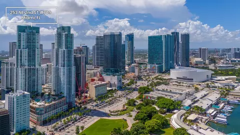 253 NE 2nd St #709, Miami, FL 33132