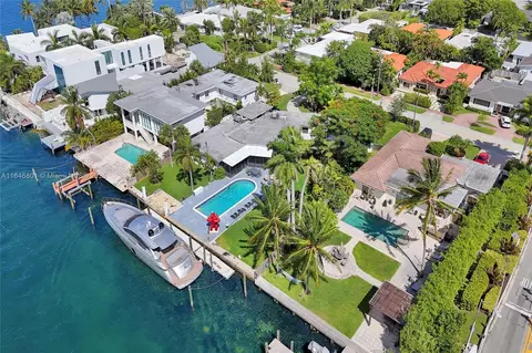 1020 S Shore Dr, Miami Beach, FL 33141