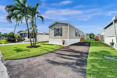 2920 SW 57th Ct, Fort Lauderdale, FL 33312