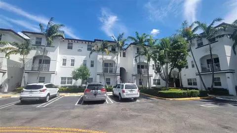 8620 NW 97th Ave #207, Doral, FL 33178