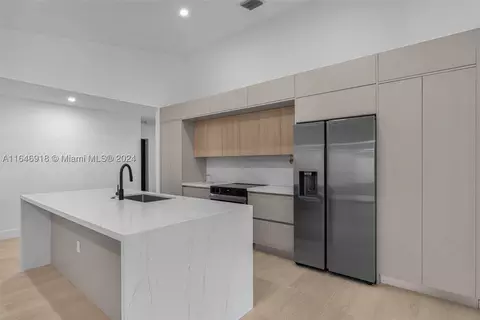 14255 SW 162nd St, Miami, FL 33177