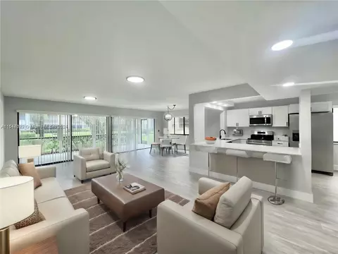 5674 Fairway Park Dr #104, Boynton Beach, FL 33437