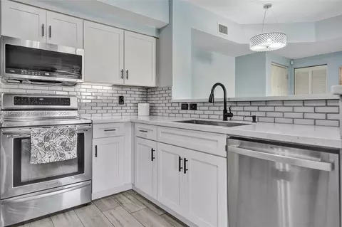 2200 E Preserve Way #104, Miramar, FL 33025