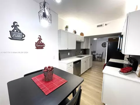3850 Washington St #115, Hollywood, FL 33021
