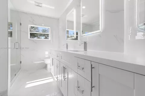 18408 NW 9th St, Pembroke Pines, FL 33029