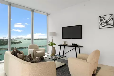 700 NE 26 Ter #3906, Miami, FL 33137