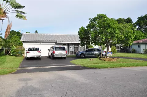 3755 NW 113th Ave, Coral Springs, FL 33065