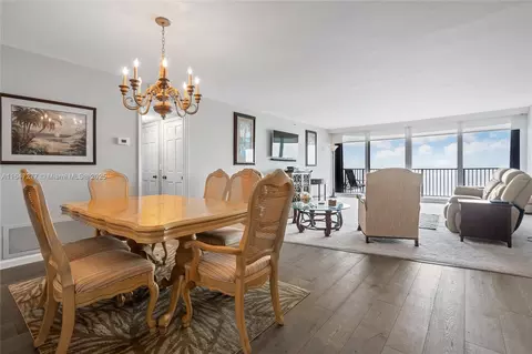 Dining - 400 Beach Rd #802, Tequesta, FL 33469 photo 1 of 6
