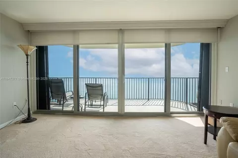 Living - 400 Beach Rd #802, Tequesta, FL 33469 photo 1 of 4